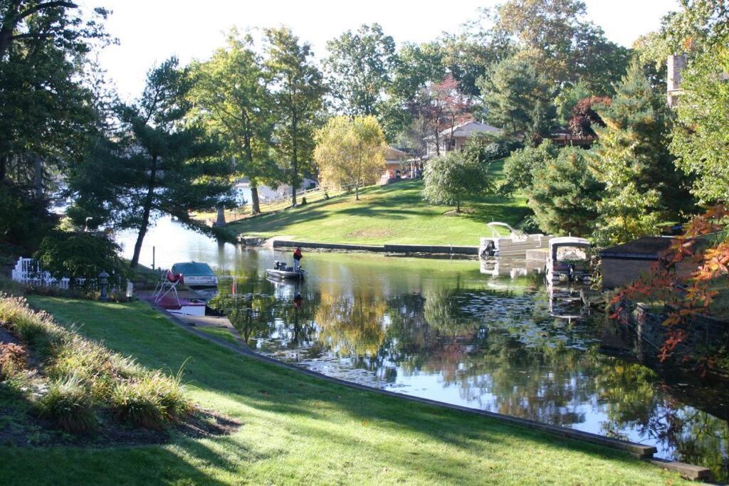 Private Guest Suite On The Portage Lakes Akron Exterior photo